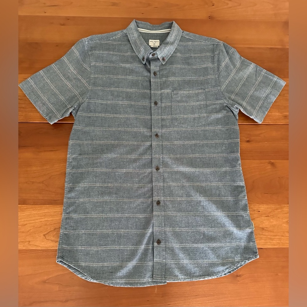 Jack O’Neill short sleeve button down collar shirt with pocket. Navy shirt - Picture 1 of 5